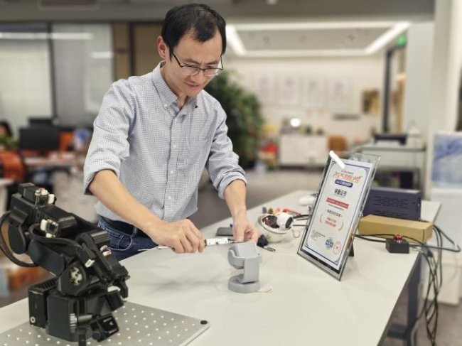 未来求索格物深耕端侧AI操作系统 助力产业智能化升级